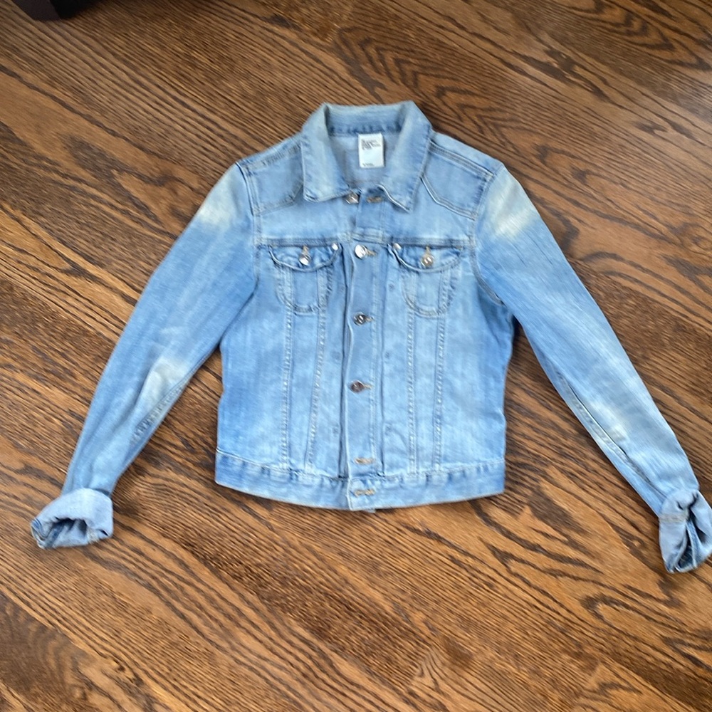Light Denim Jacket with stretch.